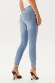 ONLY Blush Life Mid Raw Jeans