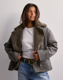 Only Harmaa – Onlbetty Bonded Oversized Aviator C
