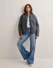 Only Harmaa – Onlmartha Life Bomber Jacket Cc Otw