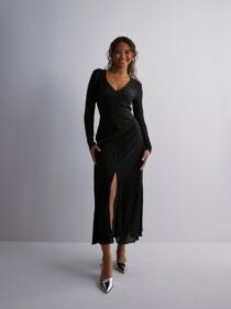 Only Pitkähihaiset mekot – Black Black Shine – Onlace L/S V-Neck Shine Dress Jrs – Mekot – Long sleeved dresses