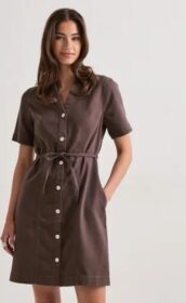 Only Ruskea – Onlfina-Soft S/S Belt Dress Pnt