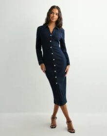 Only Sininen – Onlcaitlin Ls Dnm Dress Bj