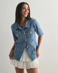 Only Sininen – Onlthalia Ss Fitted Dnm Shirt Cro