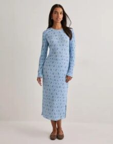 Pieces – Pcflora Ls Midi Dress Jrs Noos Bc
