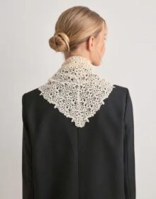 Pieces Beige – Pckasmin Triangle Crochet Scarf