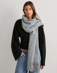 Pieces Harmaa – Pcnaya Long Scarf Noos Bc