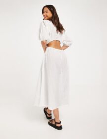 Pieces Kesämekot – Bright White – Pcbabara Ss Long Cut Out Dress Bc S – Mekot