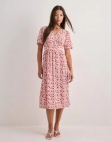 Pieces Kukallinen – Pctala Ss Midi Dress Noos Bc