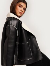 Pieces Musta – Pcfranny Short Pu Teddy Jacket