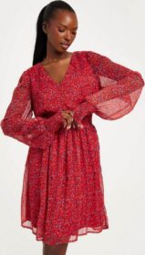 Pieces Pitkähihaiset mekot – Barbados Cherry Flower – Pcmynte Ls Dress Bc – Mekot – Long sleeved dresses