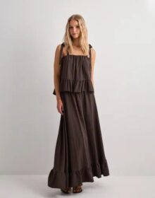Pieces Ruskea – Pcjulia Hw Volume Ankel Skirt Wvn D