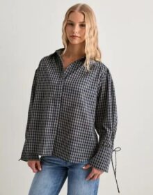 Pieces Ruutu/Raita – Pcjune Ls Pleated Detail Shirt Wvnd