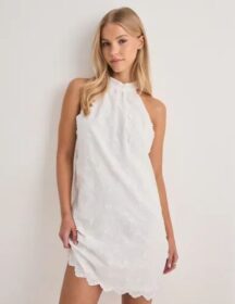 Pieces Valkoinen – Pcnolax Sl Dress Wvn