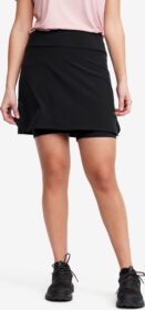 RevolutionRace > Housut > Shortsit – Musta – 2-in-1 Skirt Naiset Black, Koko:L