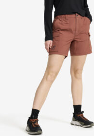 RevolutionRace > Housut > Shortsit – Pinkki – Adventure Cargo Stretch Shorts Naiset Pink Mahogany, Koko:S