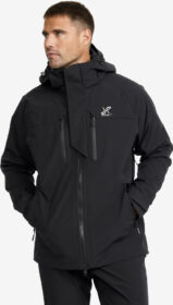 RevolutionRace > Sade- Ja Kuoritakit – Musta – Aries Pro 3L Shell Jacket Miehet Black, Koko:S