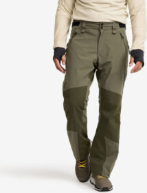 RevolutionRace > Sade- Ja Kuorihousut – Vihreä – Aries Pro 3L Shell Pants Miehet Grape Leaf/Forest Night, Koko:XS