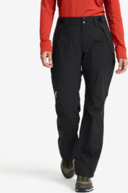 RevolutionRace > Housut > Sade- Ja Kuorihousut – Musta – Cloud 3L Shell Pants Naiset Black, Koko:M