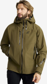 RevolutionRace > Sade- Ja Kuoritakit – Vihreä – Cyclone 3L Shell Jacket Miehet Dark Olive, Koko:XL