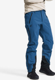 RevolutionRace > Sade- Ja Kuorihousut – Sininen – Cyclone 3L Shell Pants Miehet Blue Opal, Koko:XS