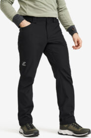 RevolutionRace > Softshell-housut – Musta – Hiball Essential Softshell Pants Miehet Black, Koko:2XL