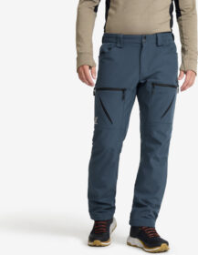 RevolutionRace > Softshell-housut – Sininen – Hiball Softshell Pants Miehet Moonlit Ocean, Koko:4XL