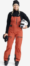 RevolutionRace > Housut > Lasketteluhousut – Punainen – Atlas 3L Ski Bib Pants Naiset Bossa Nova, Koko:XS