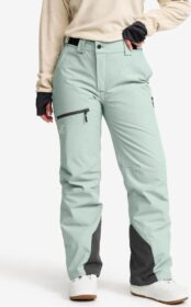 RevolutionRace > Housut > Lasketteluhousut – Sininen – AccXel Insulated 2L Snow Pants Naiset Arona, Koko:2XL
