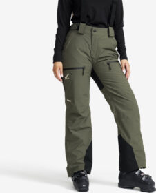RevolutionRace > Housut > Lasketteluhousut – Vihreä – AccXel 2L Insulated Ski Pants Naiset Kambaba Green, Koko:M