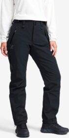 RevolutionRace > Housut > Sade- Ja Kuorihousut – Musta – Cyclone 3L Shell Pants Naiset Black, Koko:S
