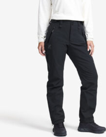 RevolutionRace > Housut > Sade- Ja Kuorihousut – Musta – Cyclone 3L Shell Pants Naiset Black, Koko:XL