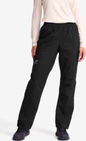 RevolutionRace > Housut > Sade- Ja Kuorihousut – Musta – Vector 2L Pants Naiset Black, Koko:3XL