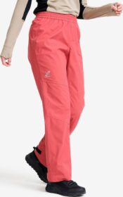 RevolutionRace > Housut > Sade- Ja Kuorihousut – Pinkki – Vector 2L Pants Naiset Holly Berry, Koko:XL