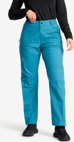 RevolutionRace > Housut > Sade- Ja Kuorihousut – Sininen – Arcade 3L Lightweight Pants Naiset Saxony Blue, Koko:XL
