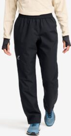 RevolutionRace > Housut > Sade- Ja Kuorihousut – Sininen – Vector 2L Pants Naiset Dark Navy, Koko:XS