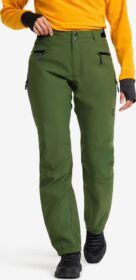 RevolutionRace > Housut > Sade- Ja Kuorihousut – Vihreä – Silence Proshell 3L Pants Naiset Black Forest, Koko:XS