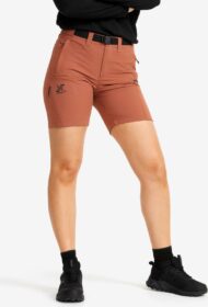 RevolutionRace Housut > Shortsit – Pinkki – Elevate Pro Hiking Shorts Naiset Pink Mahogany, Koko:2XL