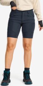 RevolutionRace > Housut > Shortsit – Sininen – RVRC GP Shorts Naiset Blueberry, Koko:S