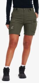 RevolutionRace Housut > Shortsit – Vihreä – Rambler Lightweight Pro Shorts Naiset Grape Leaf, Koko:M