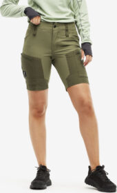 RevolutionRace > Housut > Shortsit – Vihreä – RVRC GP Shorts Naiset Burnt Olive, Koko:XS