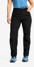 RevolutionRace > Housut > Softshell-housut – Musta – Venue Stretch Pants Naiset Black, Koko:M