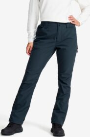 RevolutionRace > Housut > Softshell-housut – Sininen – Hiball Essential Softshell Pants Naiset Blueberry, Koko:3XL