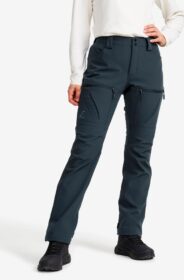 RevolutionRace > Housut > Softshell-housut – Sininen – Hiball Softshell Pants Naiset Blueberry, Koko:L