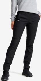 RevolutionRace > Housut > Tuulenpitävät Housut – Musta – Venture Wind Pants Naiset Black, Koko:M