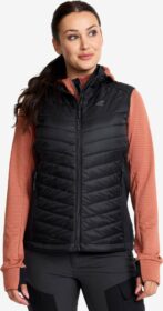 RevolutionRace Liivit – Musta – Radical Insulate Vest Naiset Black, Koko:M