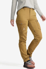 RevolutionRace Ulkoiluhousut, Vaellushousut & Retkeilyhousut – Keltainen – Rambler Lightweight Pro Pants Naiset Dijon, Koko:M