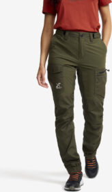 RevolutionRace Ulkoiluhousut, Vaellushousut & Retkeilyhousut – Vihreä – Rambler Lightweight Pro Pants Naiset Forest Night, Koko:L