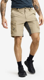 RevolutionRace Rambler Lightweight Pro Shorts Miehet Khaki, Koko:XS – > Shortsit