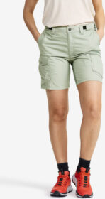 RevolutionRace Rambler Lightweight Pro Shorts Naiset Iceberg Green/Dusty Green, Koko:XL – > Housut > Shortsit