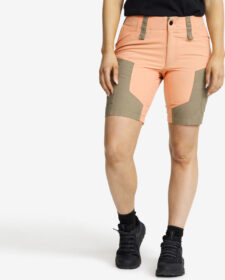 RevolutionRace > Housut > Shortsit – Pinkki – RVRC GP Shorts Naiset Honey Pink/Brindle, Koko:L